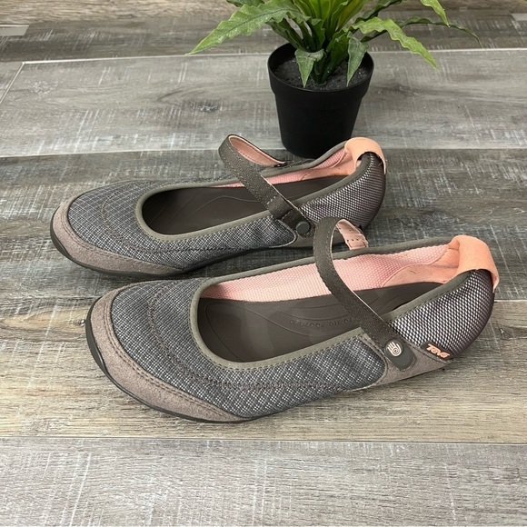 Teva Niyama Brown Peach Flats/MaryJane Shoe Size 7.5 - Picture 6 of 13